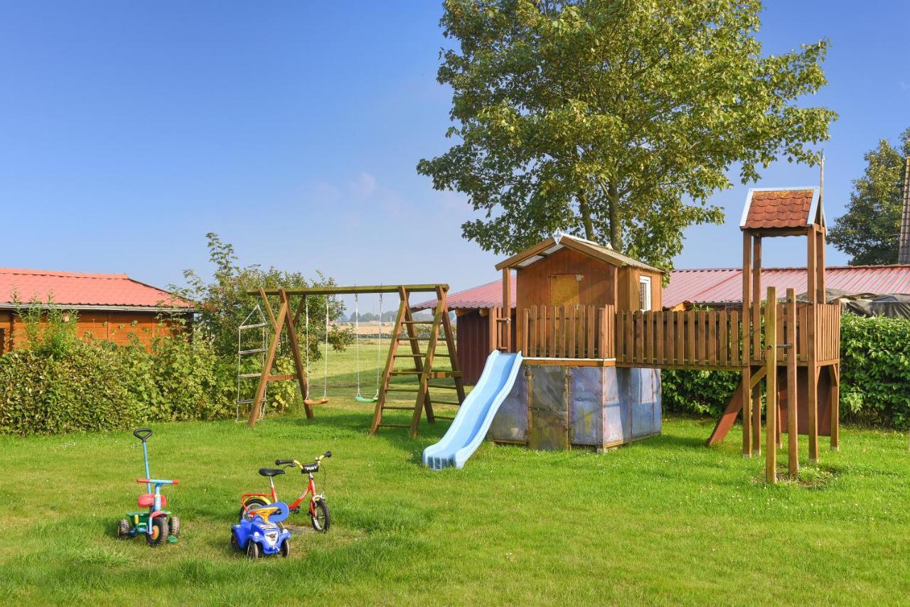 Ferienwohnungen Im Haus Flinthoern Neuharlingersiel Extérieur photo