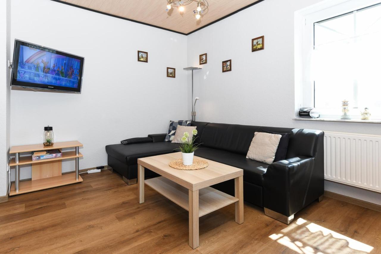 Ferienwohnungen Im Haus Flinthoern Neuharlingersiel Extérieur photo