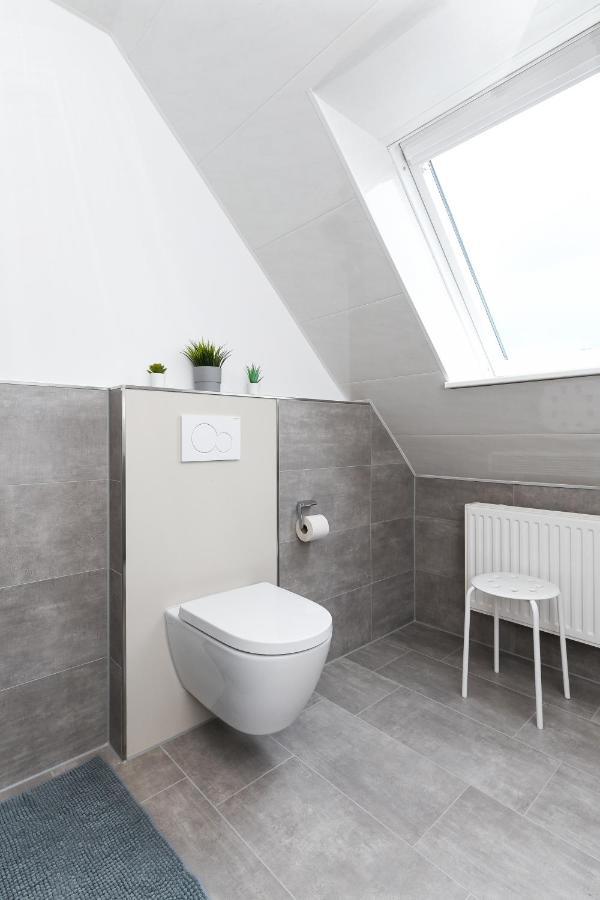 Ferienwohnungen Im Haus Flinthoern Neuharlingersiel Extérieur photo