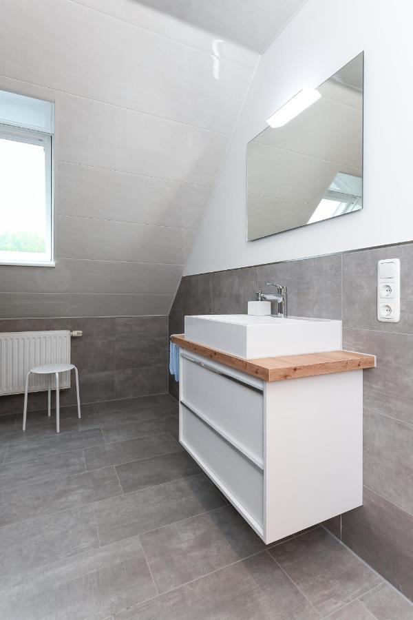 Ferienwohnungen Im Haus Flinthoern Neuharlingersiel Extérieur photo