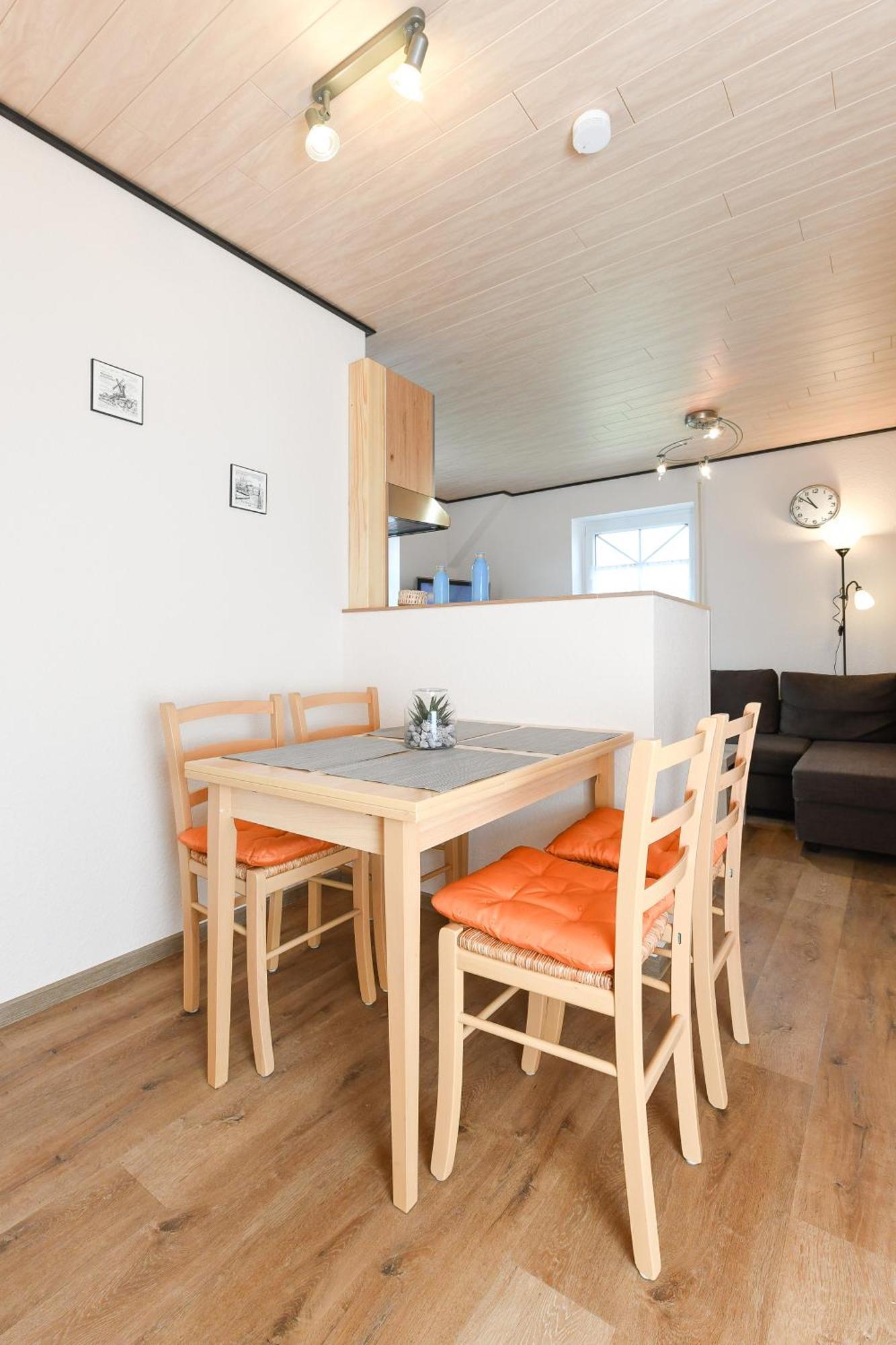 Ferienwohnungen Im Haus Flinthoern Neuharlingersiel Extérieur photo